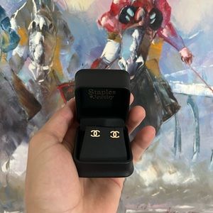 Vintage 14k solid gold Italy coco Chanel mini cc stud earrings rare 90s L@@K